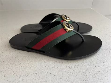 gucci flip flops genius